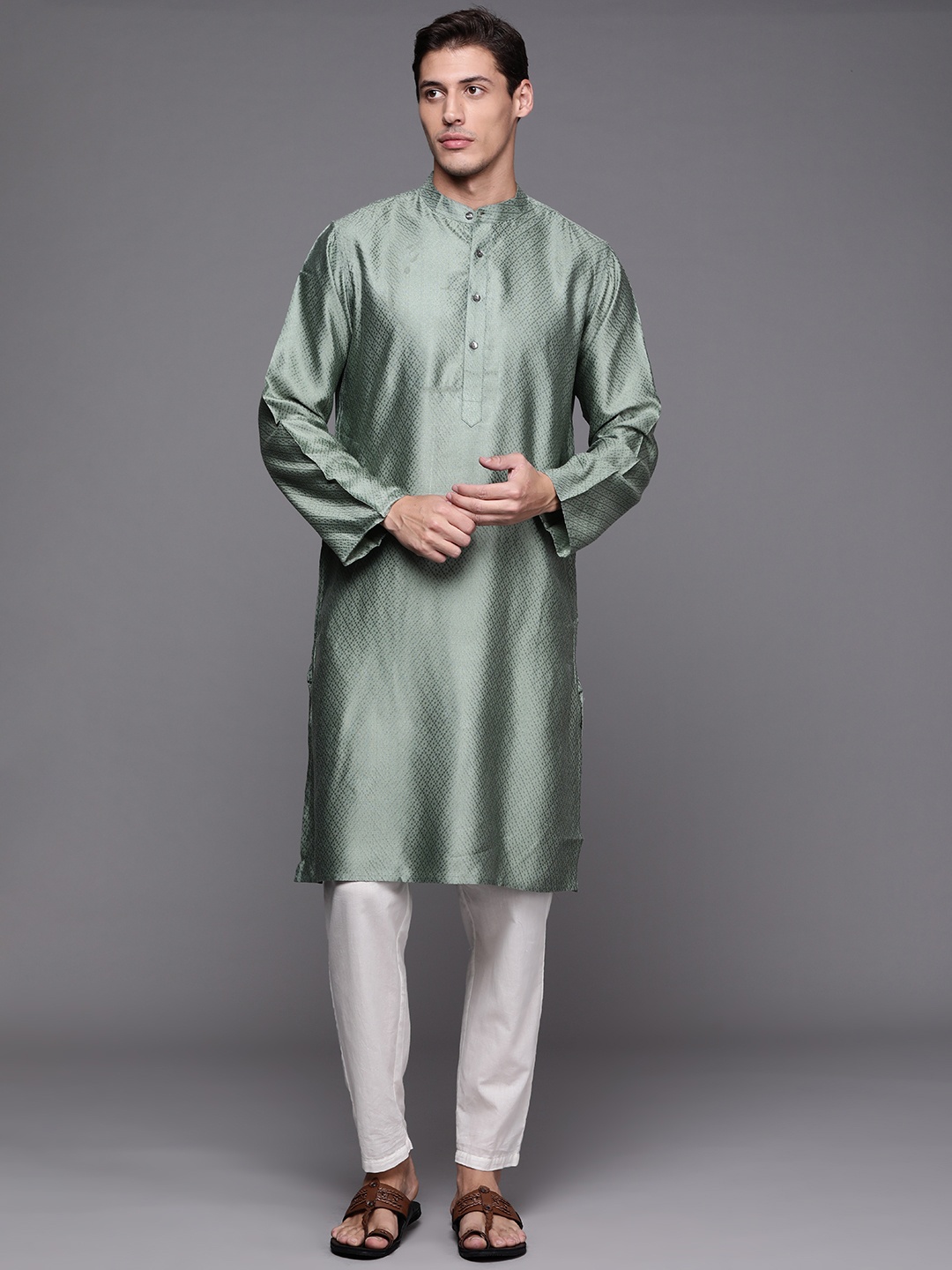 

Fabindia Men Green Geometric Woven Design Kurta