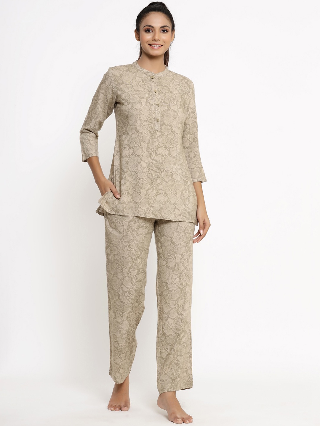 

kipek Women Cream-Coloured Printed Night suit KK264CR
