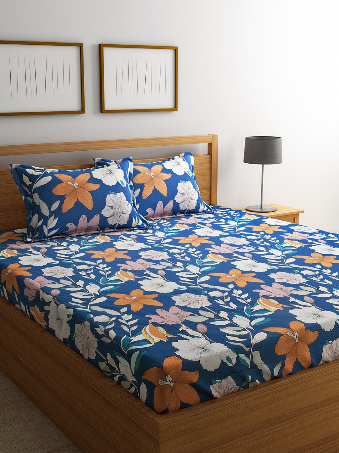 

URBAN DREAM Blue & Brown Printed 210 TC Cotton Queen Bedsheet with 2 Pillow Covers