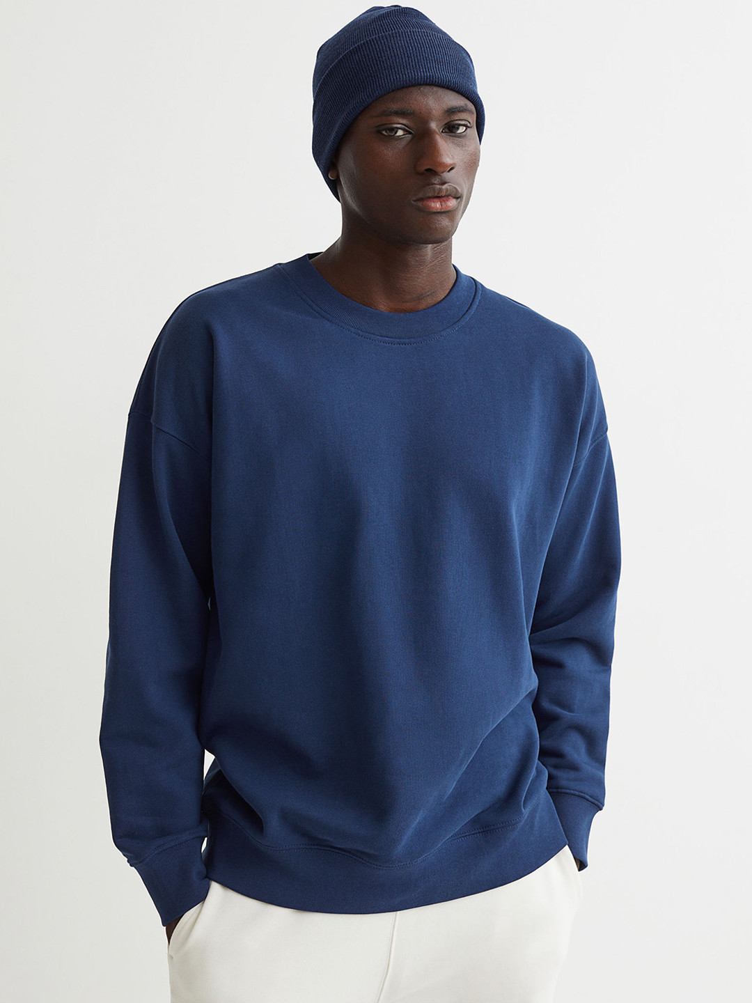 

H&M Men Blue Cotton Sweatshirt