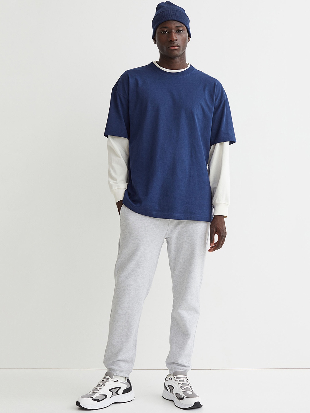 

H&M Men Grey Cotton Joggers