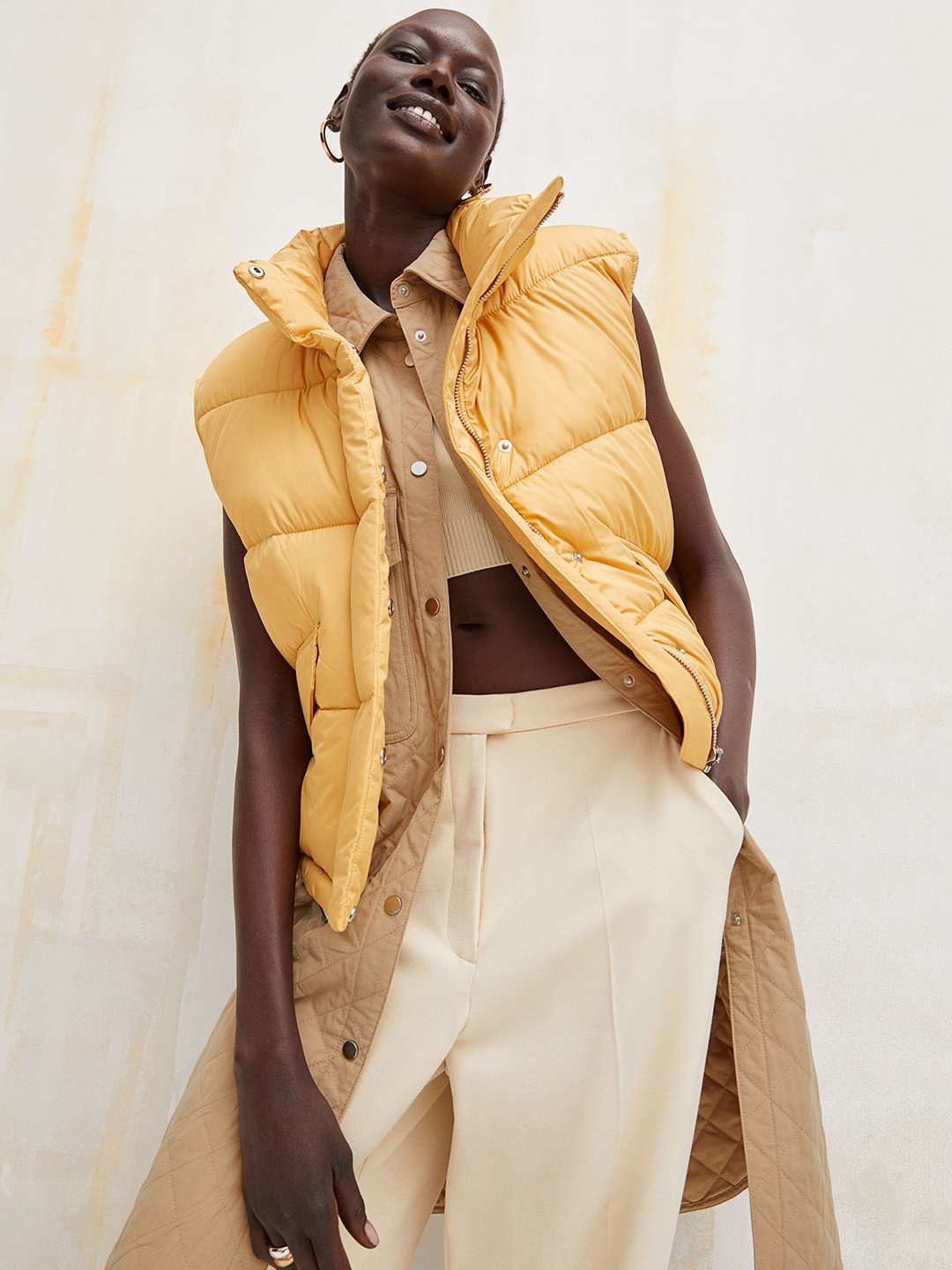 

H&M Women Beige Sleeveless Shirt Jacket