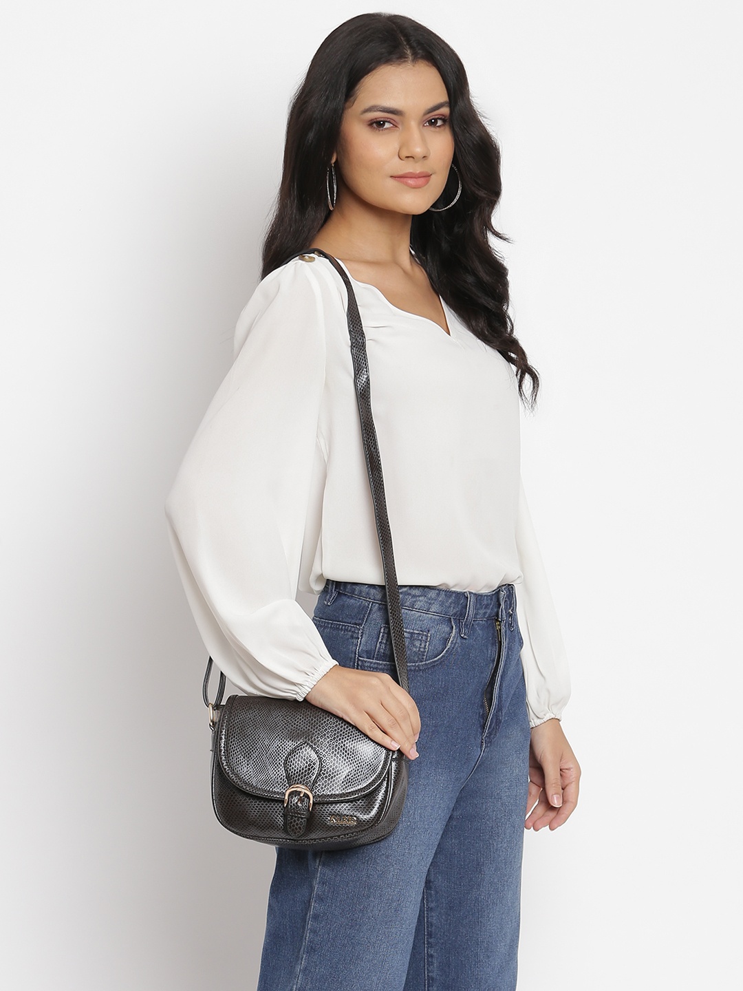 

KLEIO Women Snake Skin Textured Structured Sling Bag, Black