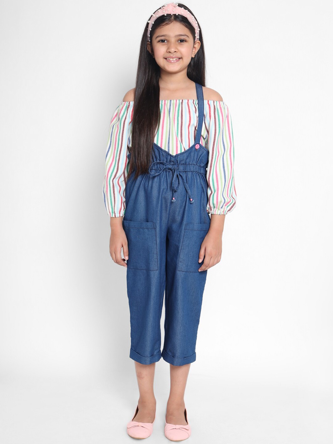 

Natilene Girls Blue Solid Pure Cotton Dungarees