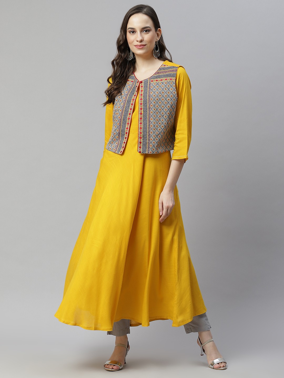 

Readiprint Fashions Women Mustard Yellow & Yellow Embroidered Thread Work Kurta