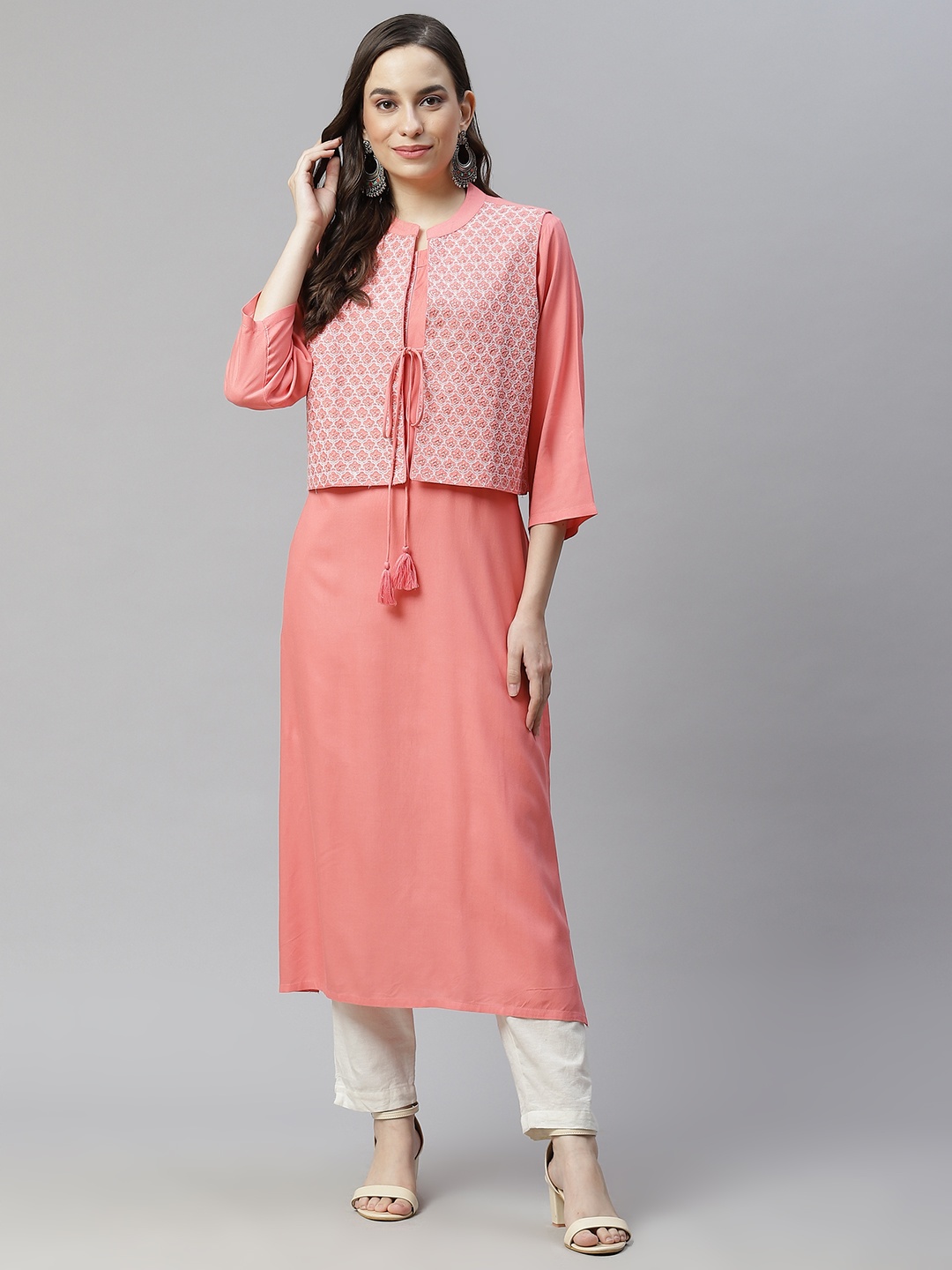 

Readiprint Fashions Women Peach-Coloured & Pink Embroidered Kurta