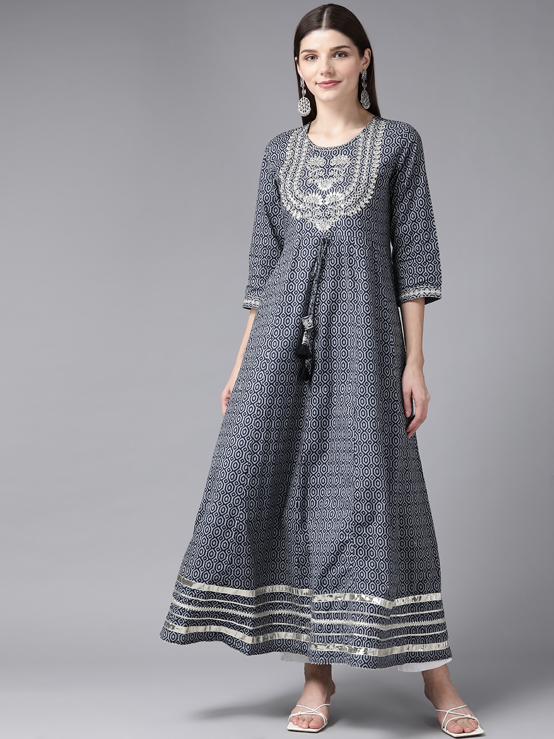 

Yufta Women Grey Geometric Printed Mirror Work Kurta