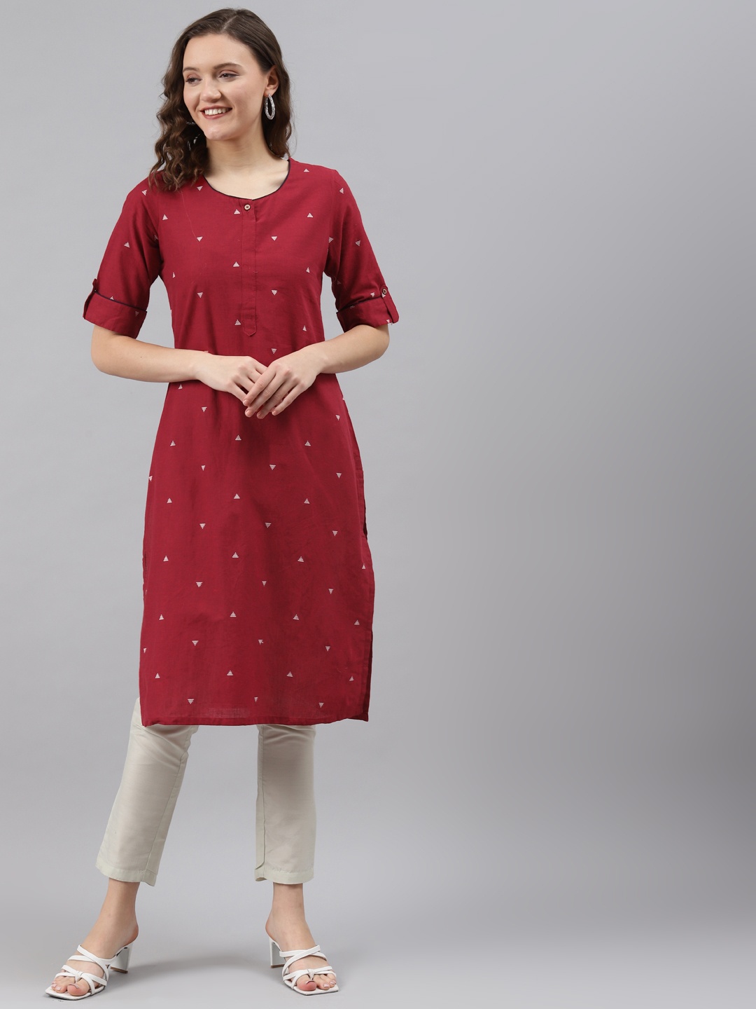 

Rangriti Women Red Printed Kurta