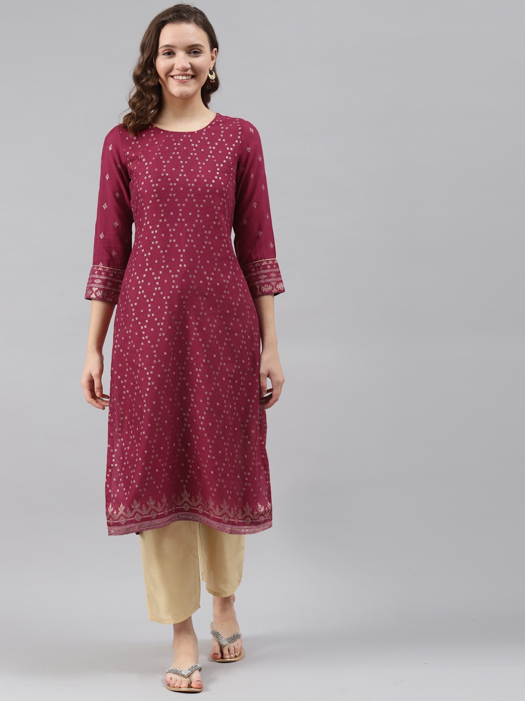 

Rangriti Women Purple Kurta