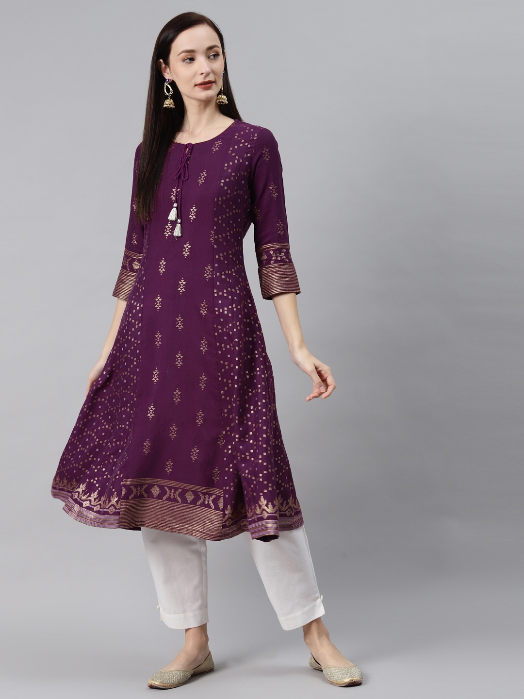 

Rangriti Women Purple Geometric Printed Kurta