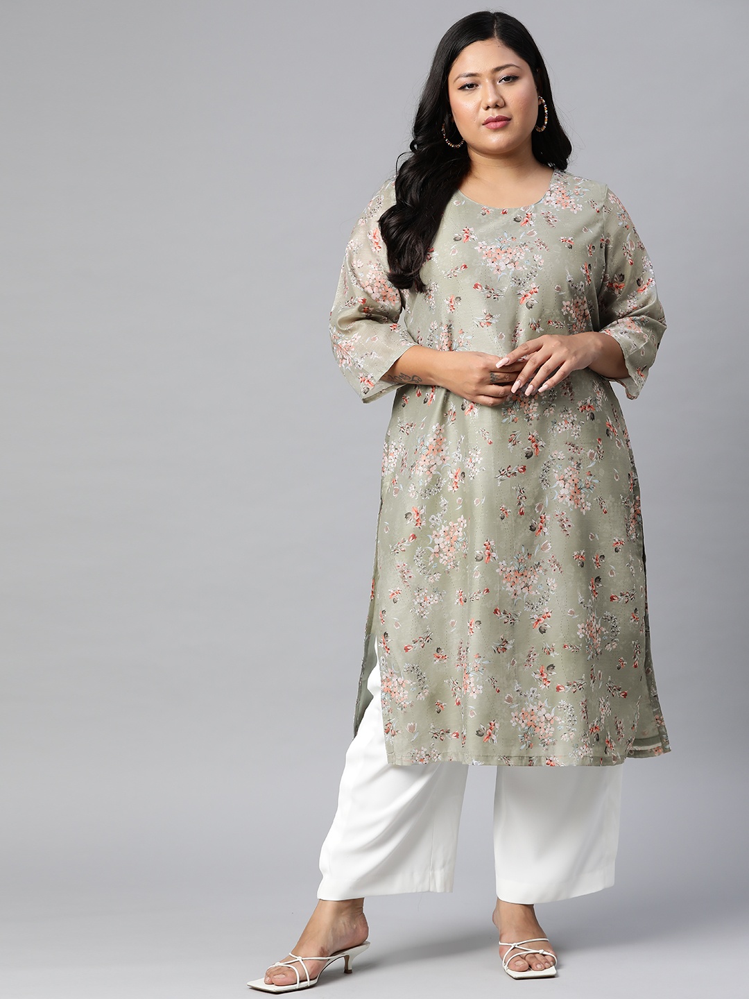 

Rangriti Women Green Floral Printed Floral Kurta