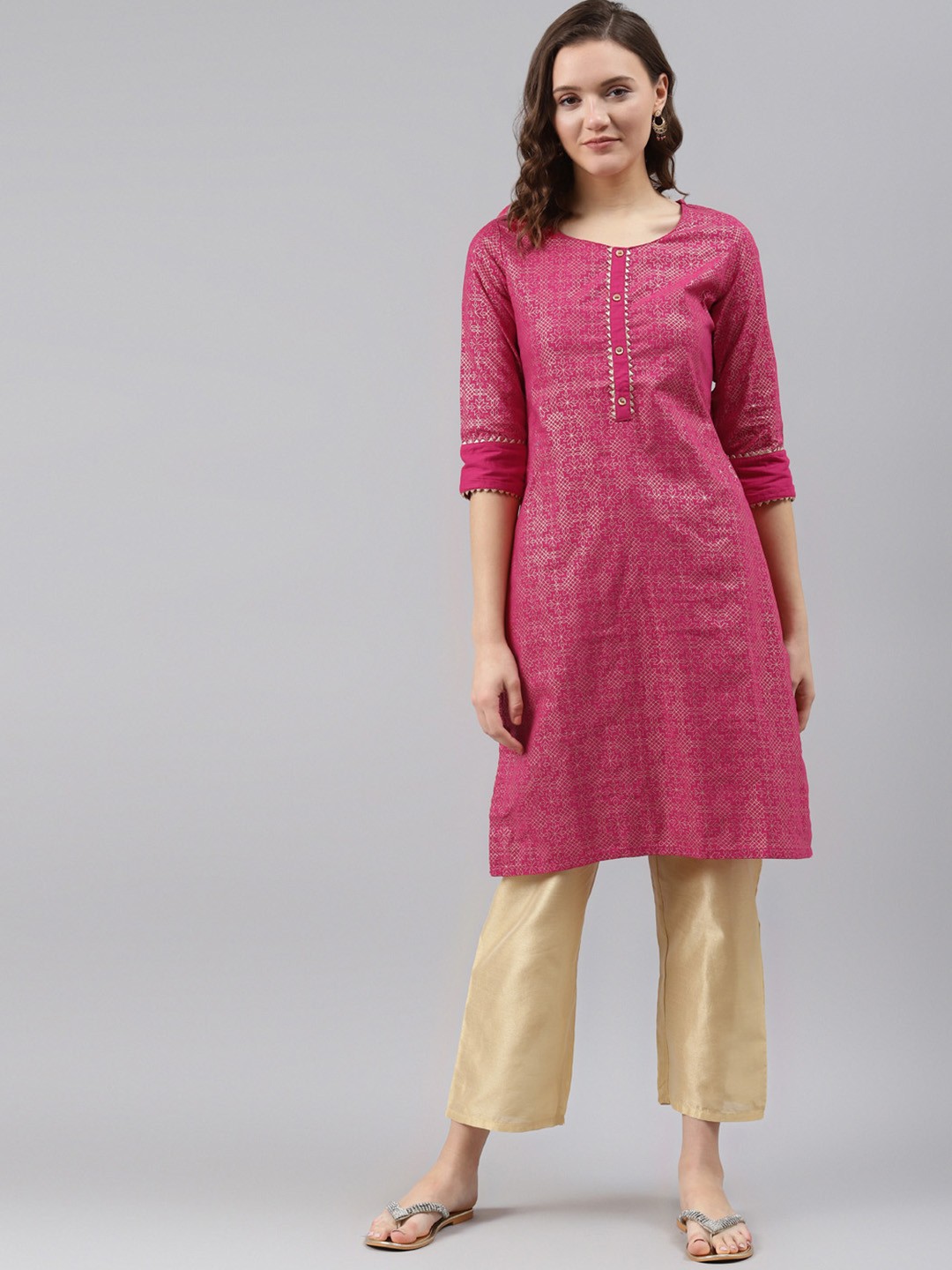

Rangriti Women Fuchsia Pink Kurta