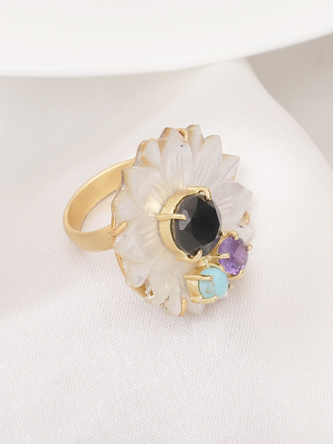 

XAGO Gold-Plated & Black Onyx Stone Studded Adjustable Finger Ring