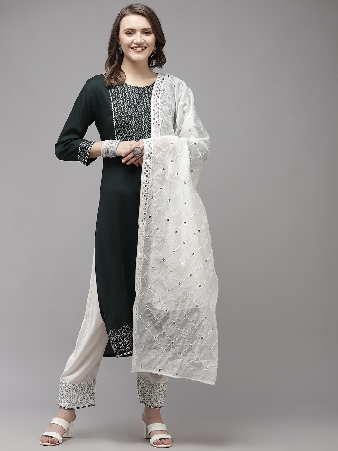 

Yufta Women Green Yoke Design Regular Sequinned Kurta with Palazzos & With Dupatta