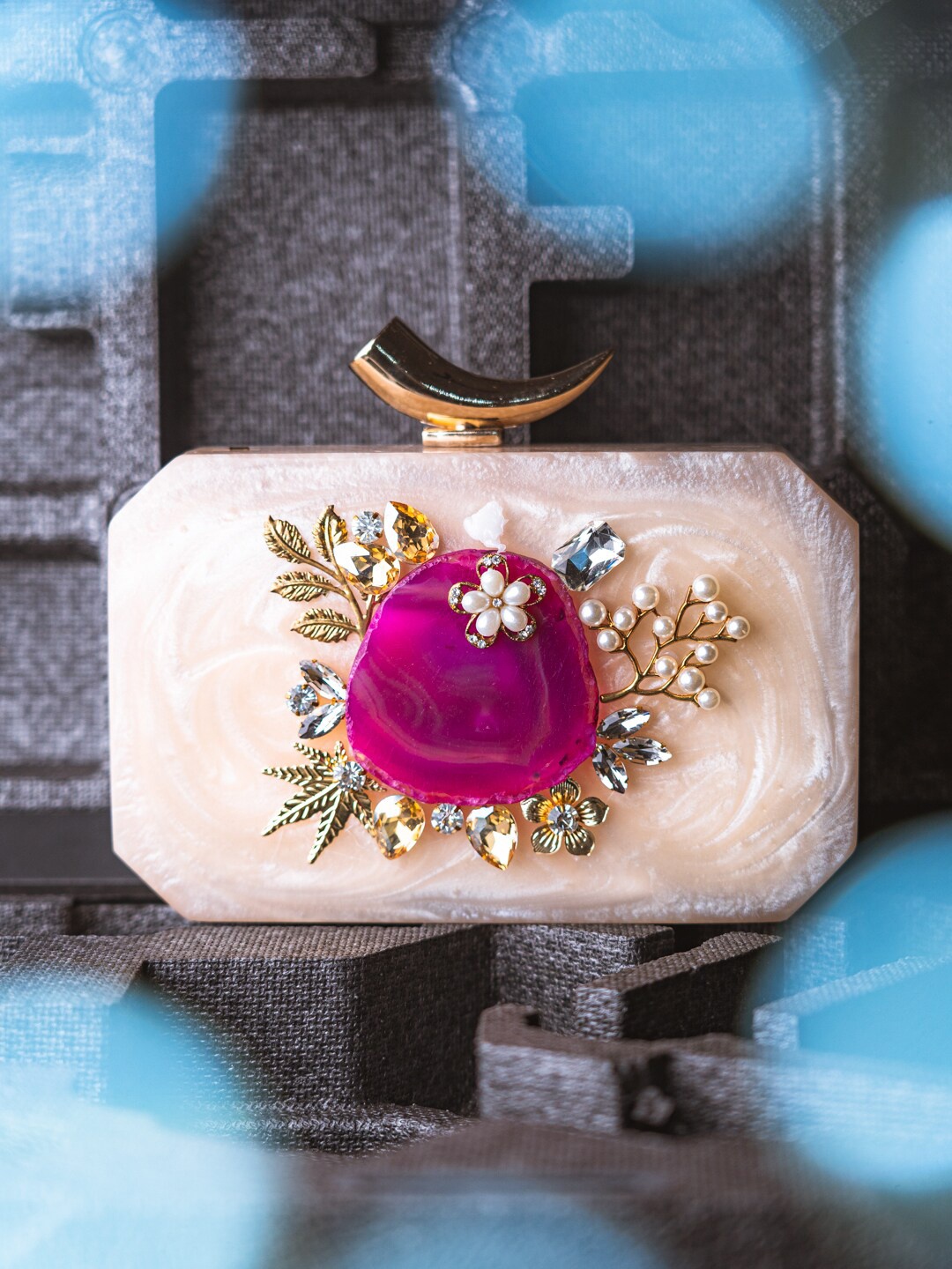 

NR By Nidhi Rathi Peach-Coloured & Pink Embellished Box Clutch