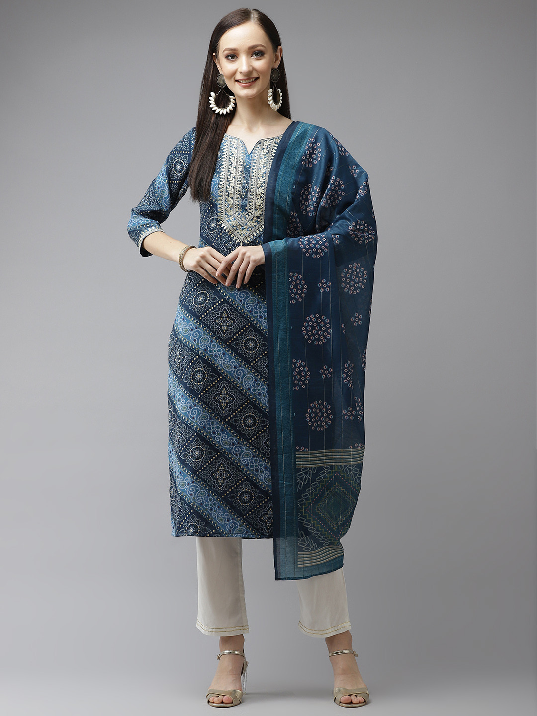 

Yufta Women Blue Bandhani Printed Regular Gotta Patti Kurta with Palazzos & With Dupatta