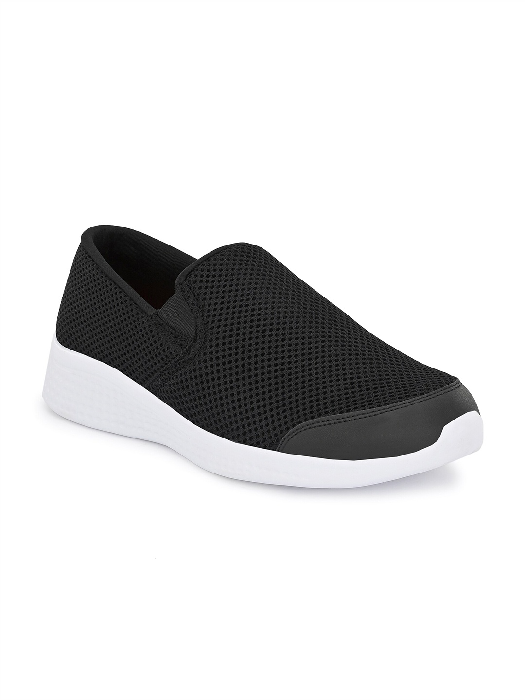 

Yuuki Men Black & White Slip On Mesh Walking Shoes