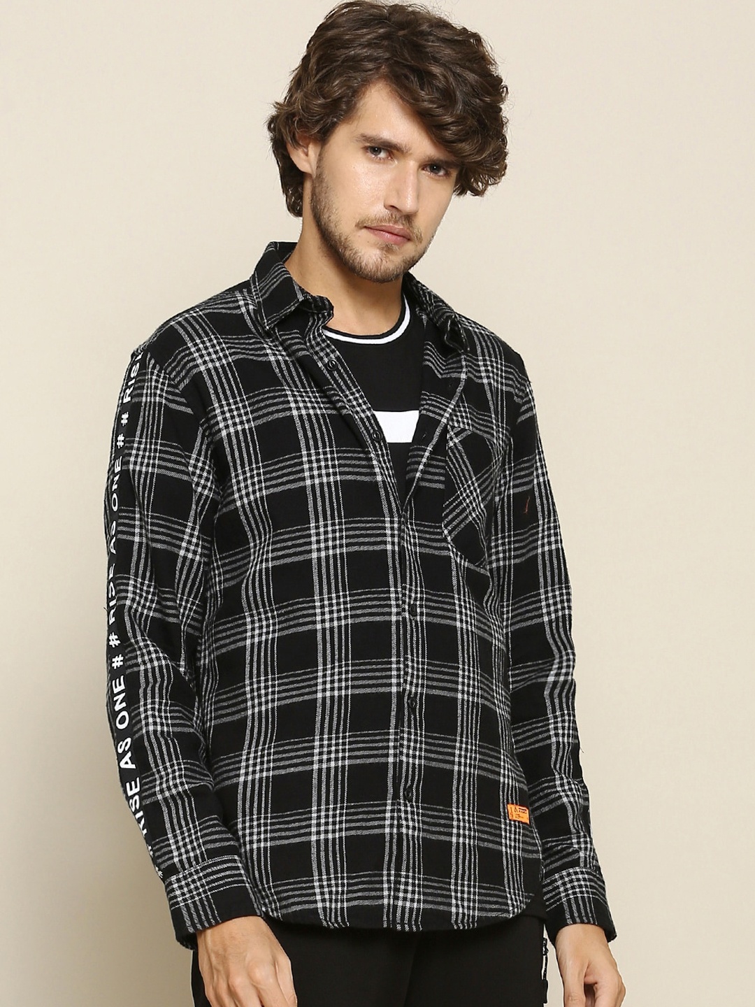 

Street Armor by Pantaloons Men Black Pure Cotton Tartan Checks Opaque Checked Casual Shirt