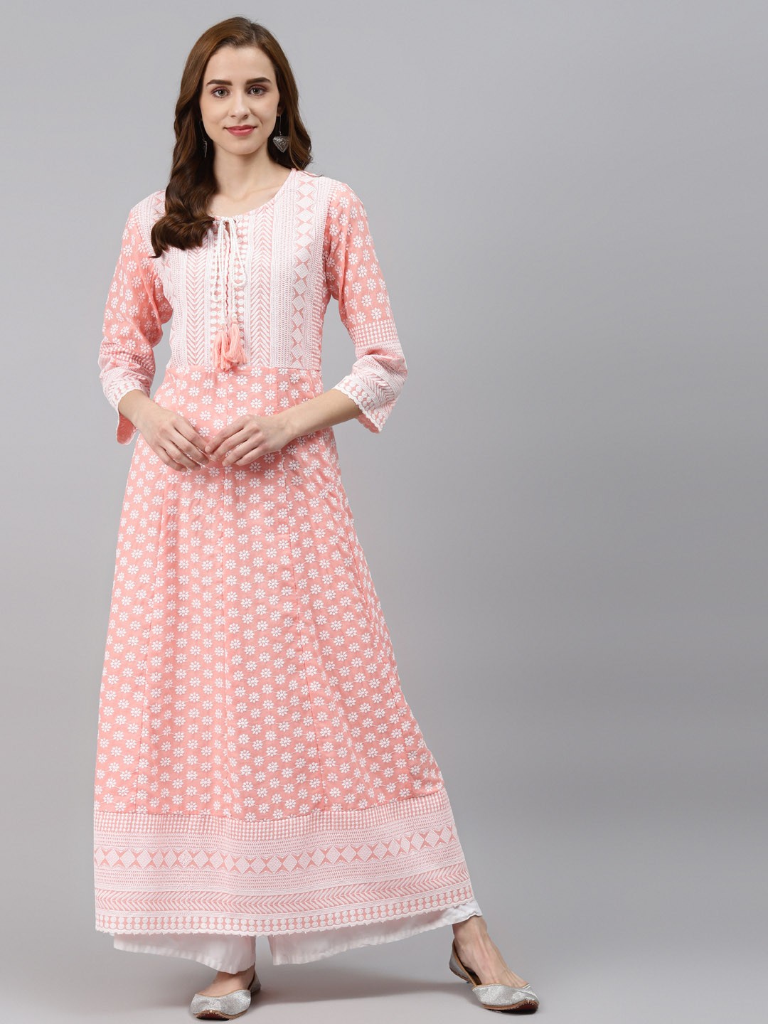 

Silai Bunai Women Peach-Coloured & White Embroidered Kurta