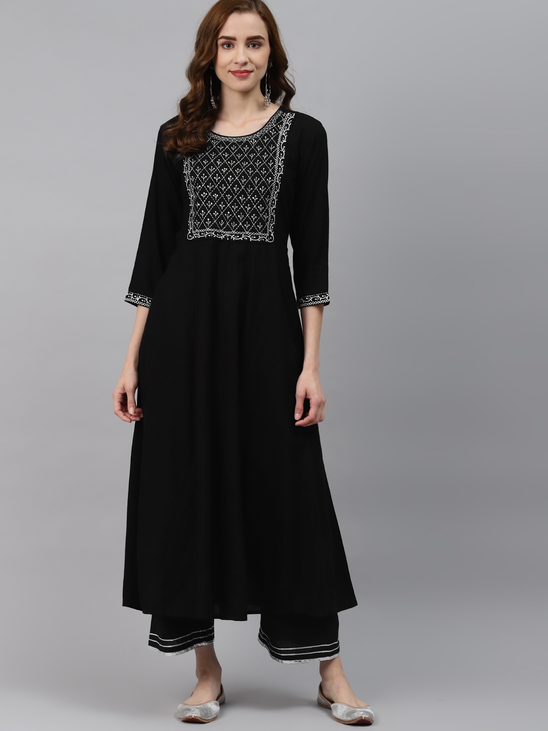 

Silai Bunai Women Black Embroidered Sequinned Pure Cotton Kurta with Palazzos