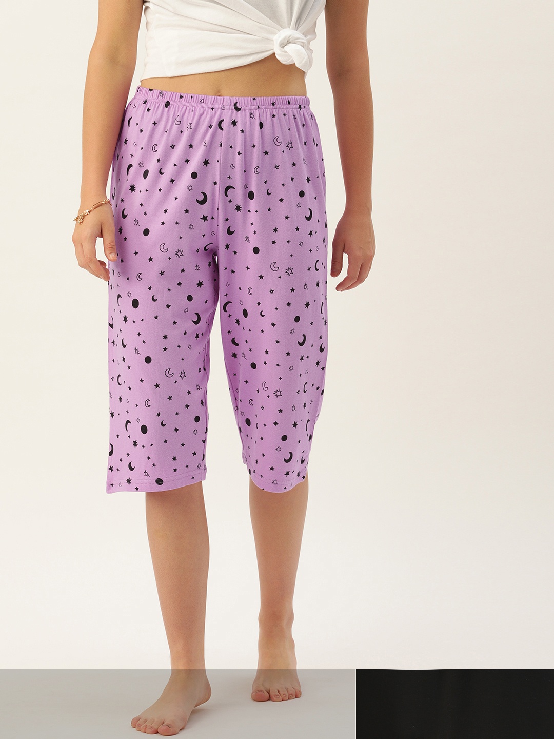 

GALYPSO Women Magenta & Black Pack of 2 Printed Capris