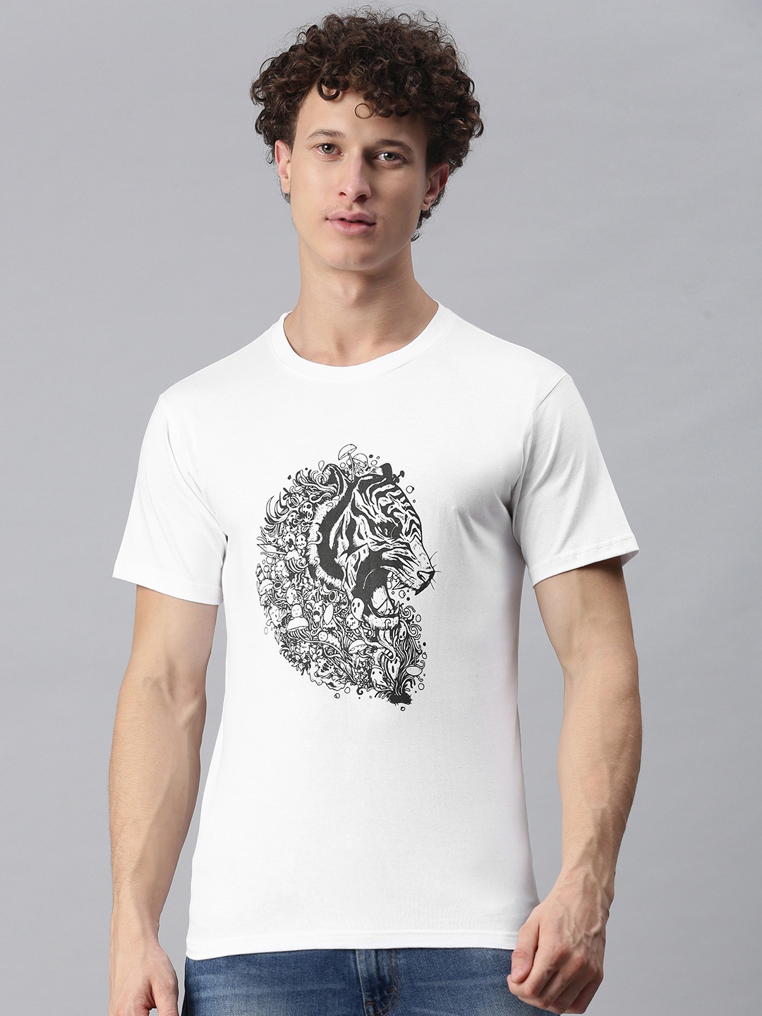 

BRATMA Men White Animal Printed Round Neck Regular Sleeves Cotton T-shirt