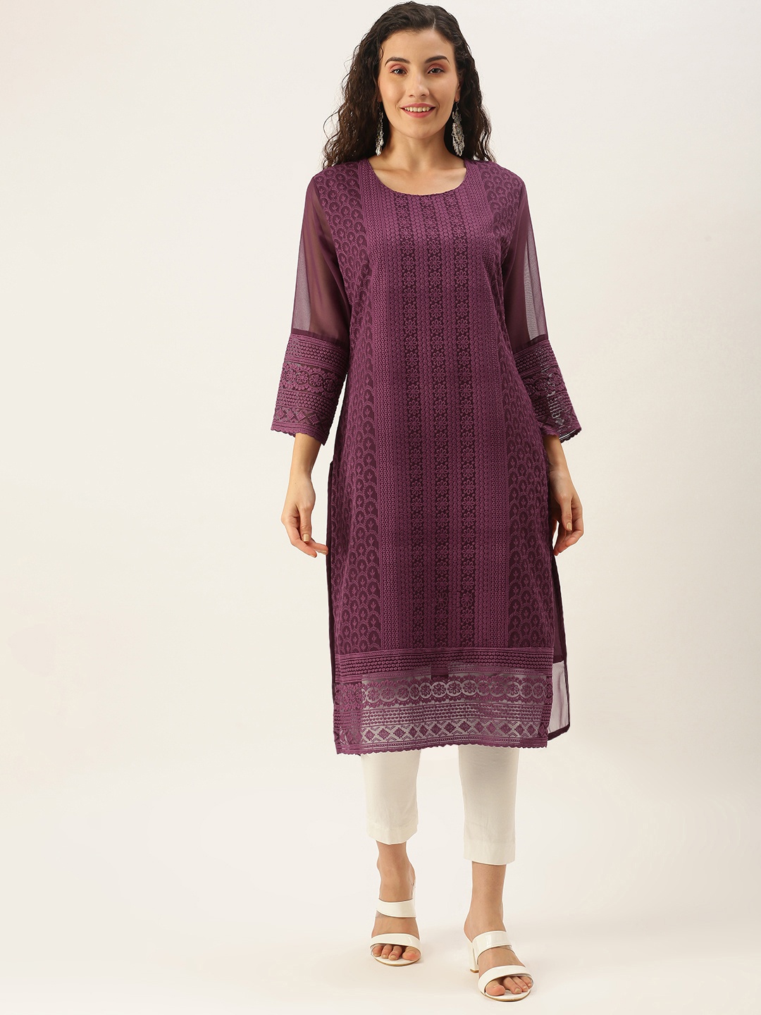 

SWAGG INDIA Women Purple Floral Embroidered Chikankari Georgette Kurta