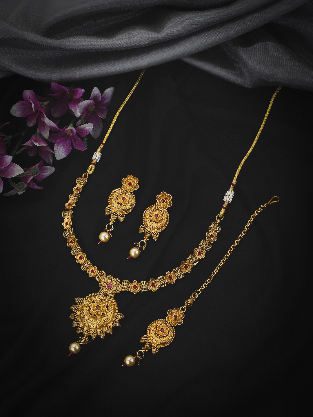 

KOLHA-BY CARLTON Gold Plated Red Stone Studded Beaded Jewellery Set