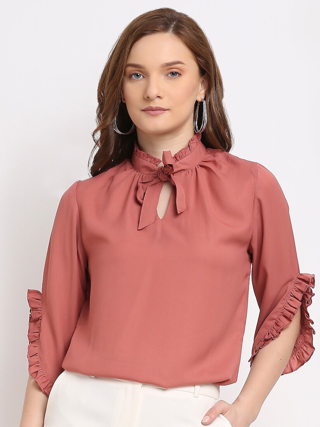 

La Zoire Pink Tie-Up Neck Georgette Regular Top