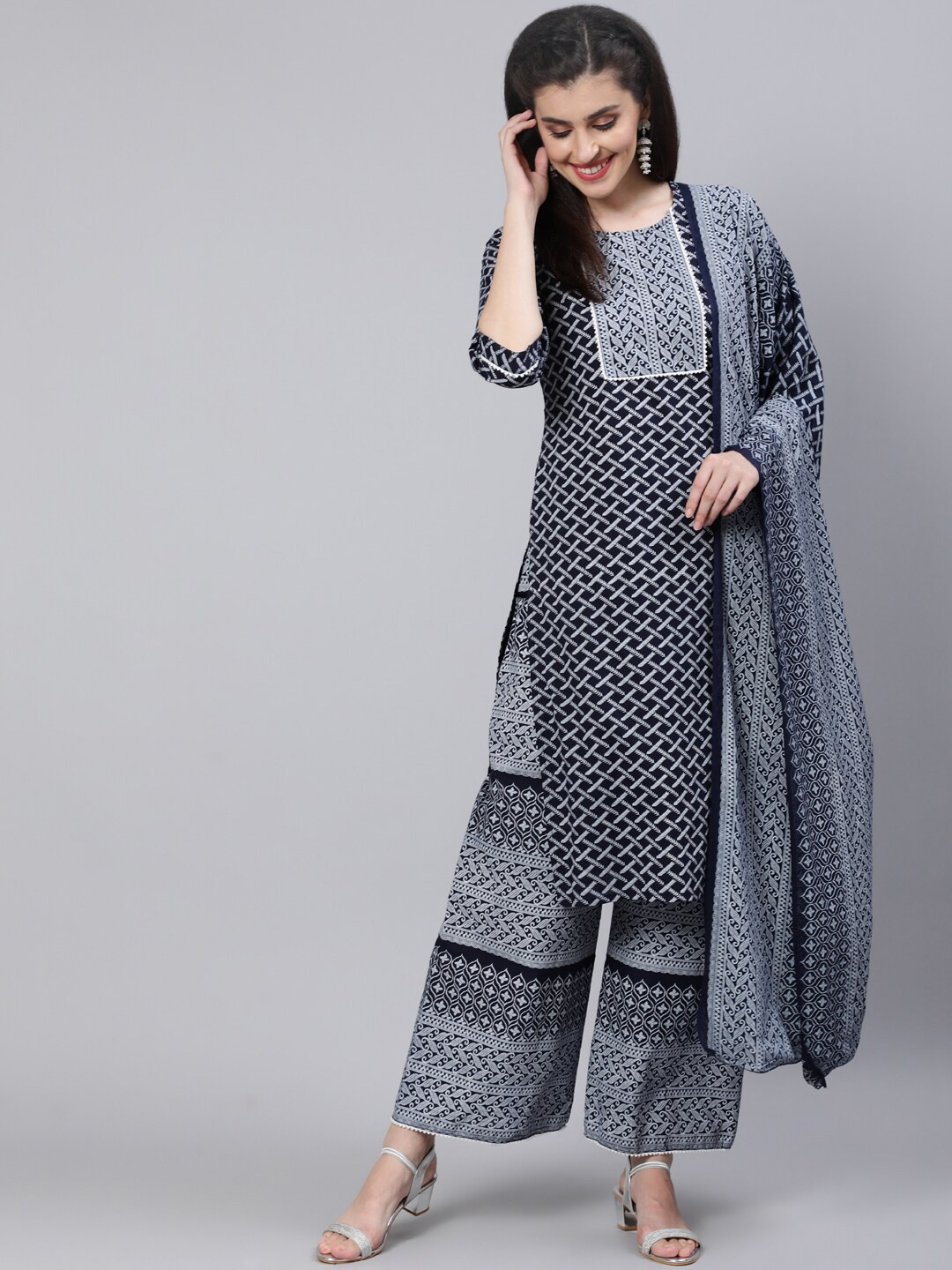 

Nayo Women Navy Blue & White Printed Regular Pure Cotton Kurta with Palazzos & Dupatta