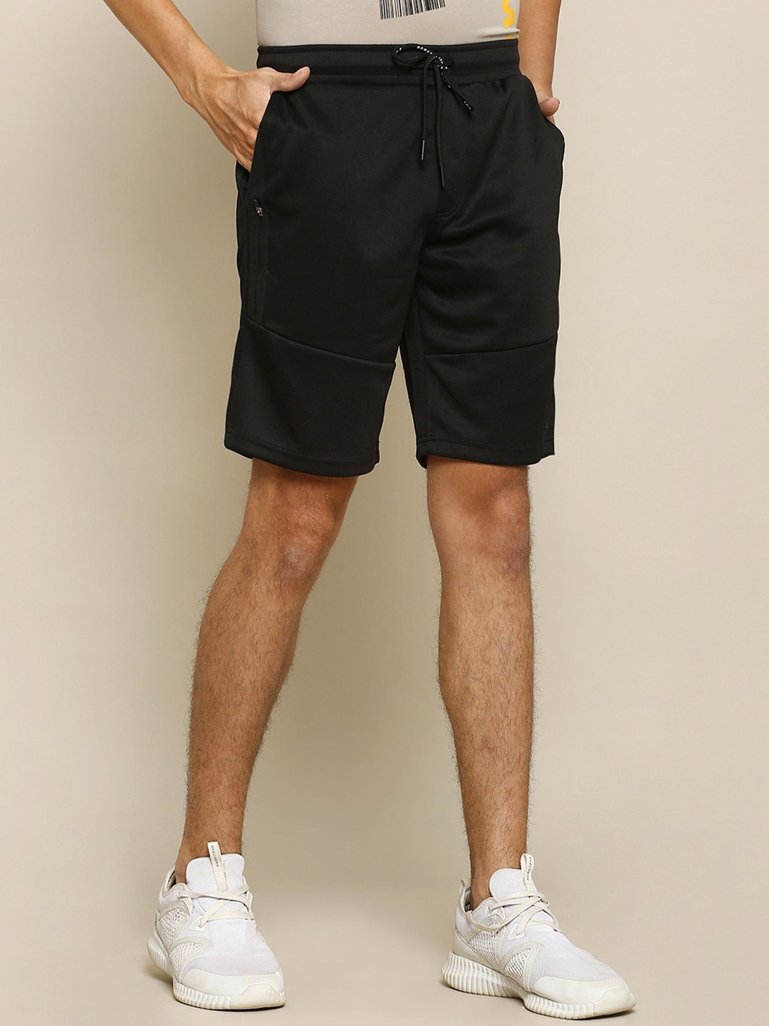 

Street Armor by Pantaloons Men Black Sports Shorts