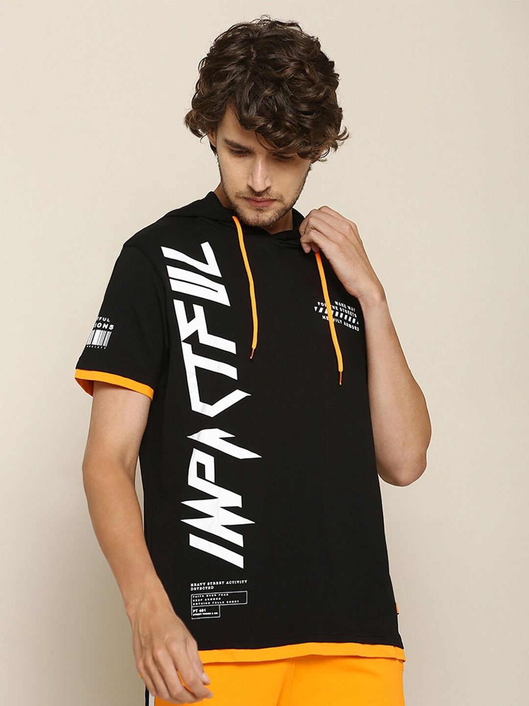

Street Armor by Pantaloons Men Black & Yellow Typography Printed T-shirt