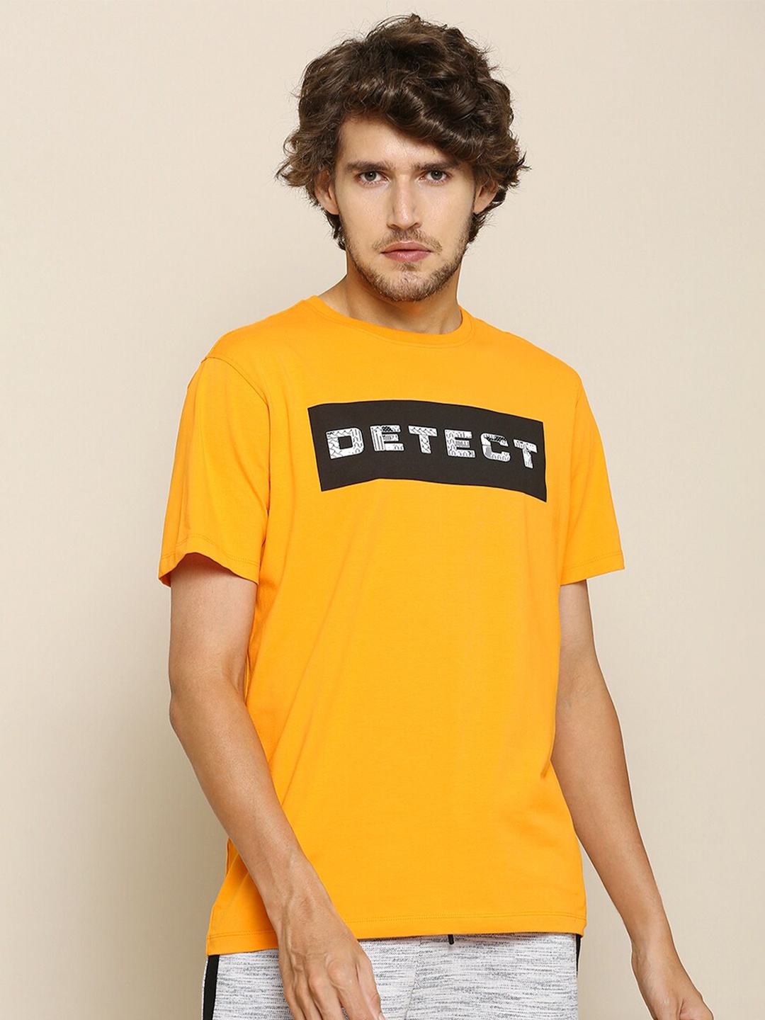

Street Armor by Pantaloons Men Orange Typography Printed T-shirt