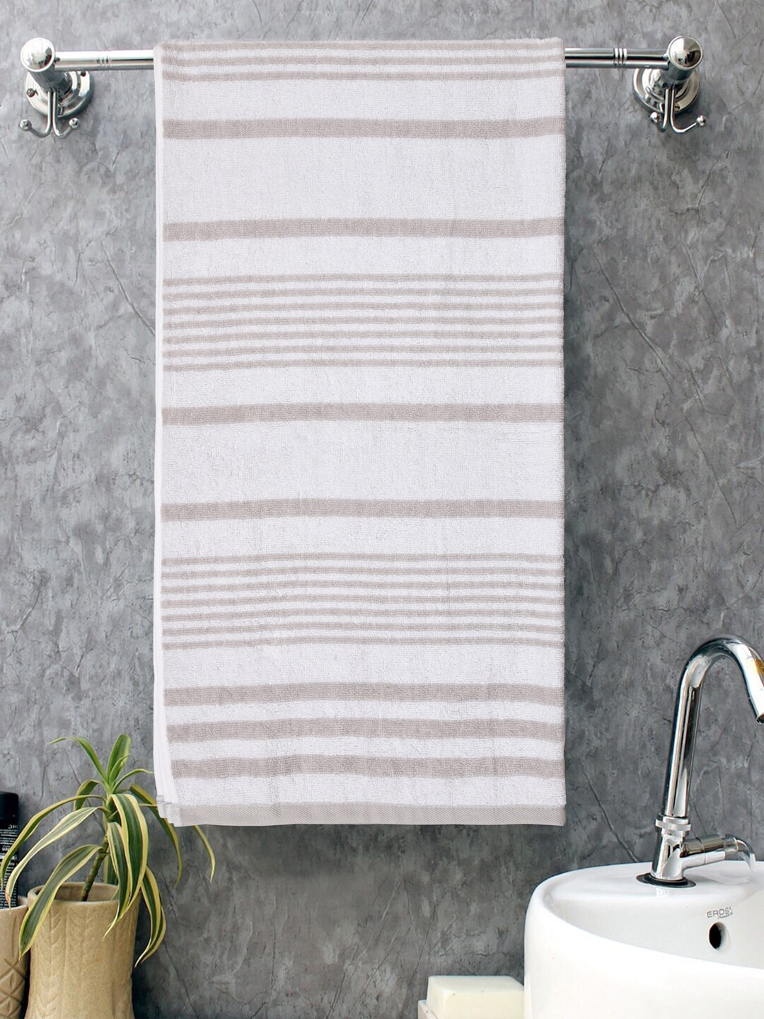 

Home Fresh Beige & White Striped 450 GSM Pure Cotton Bath Towel