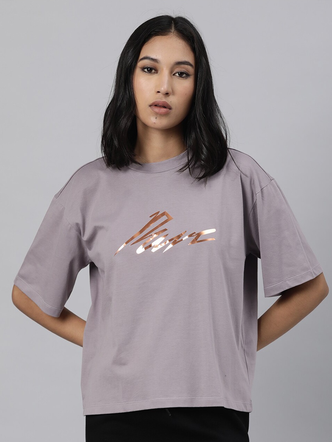 

RAREISM Women Lavender Typography Printed Drop-Shoulder Sleeves Loose T-shirt