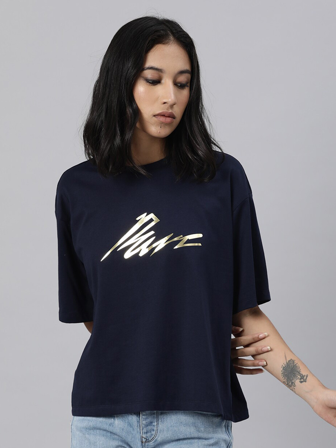 

RAREISM Women Navy Blue Typography Printed Round Neck Loose T-shirt