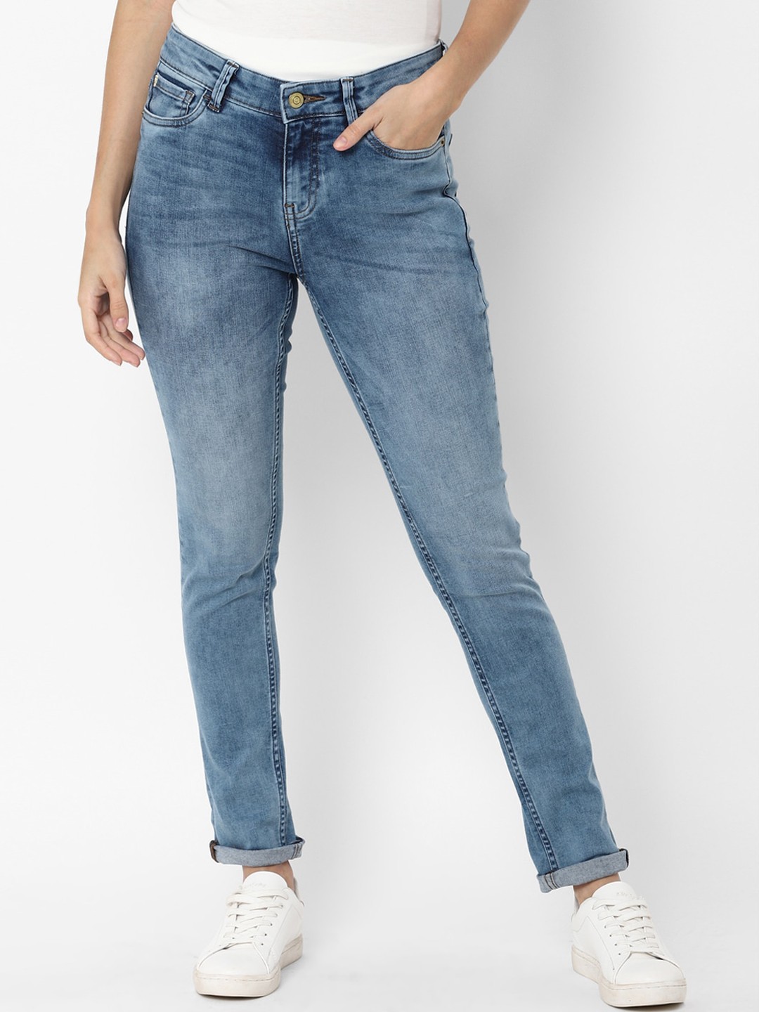 

Allen Solly Women Blue Slim Fit Heavy Fade Jeans