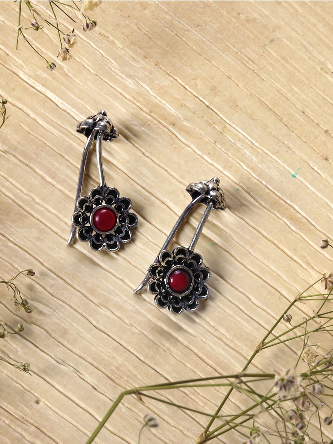 

TEEJH Silver-Toned & Red Floral Ear Cuff Earrings