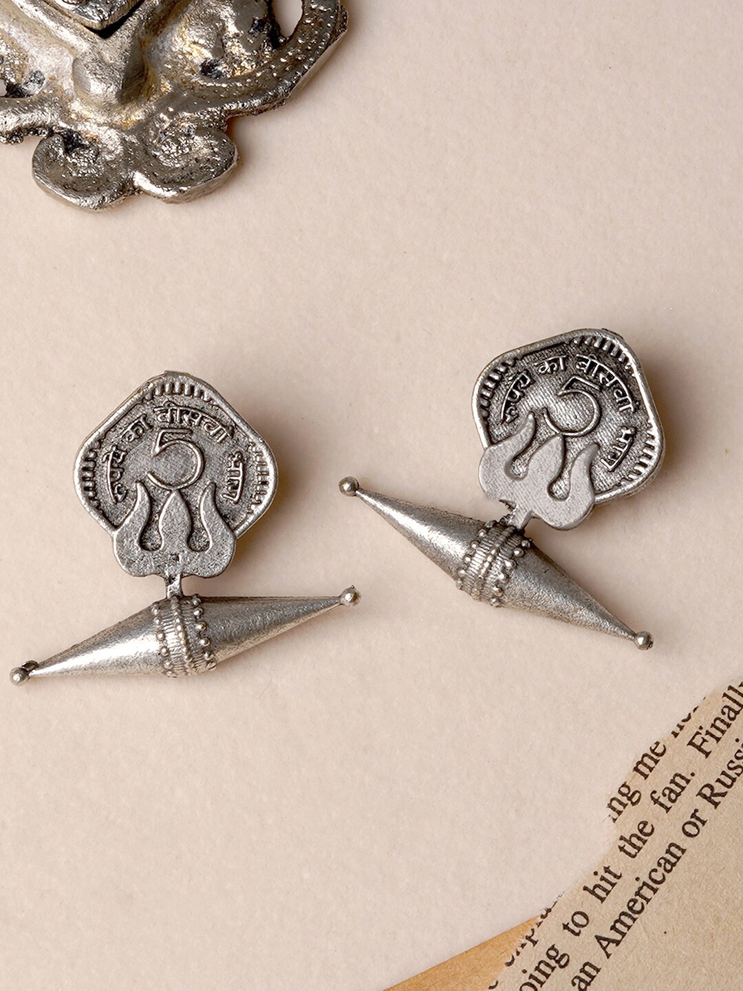 

TEEJH Silver-Toned Contemporary Drop Earrings