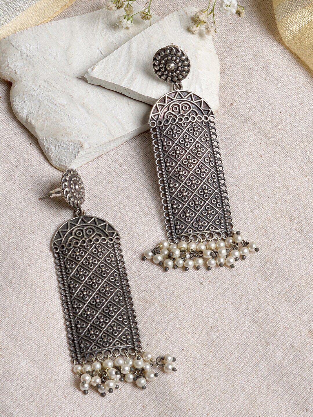 

TEEJH Silver-Plated Contemporary Jhumkas Earrings
