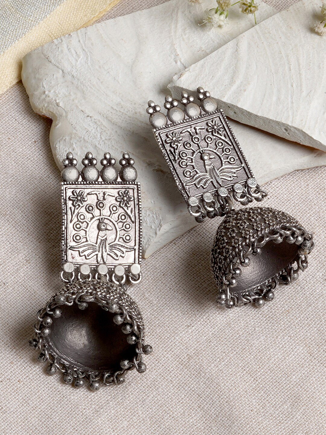 

TEEJH Silver-Plated Dome Shaped Jhumkas Earrings