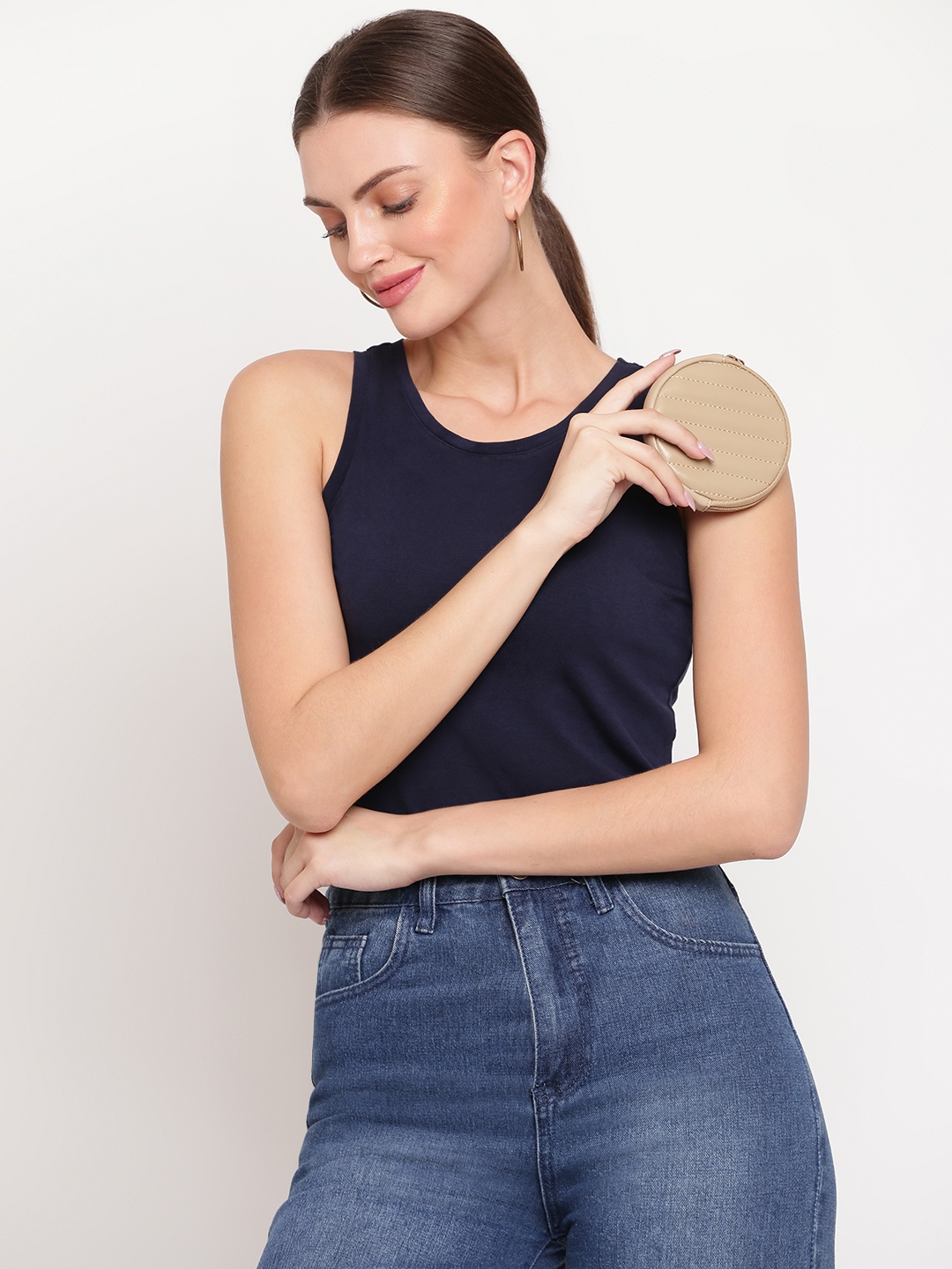 

KLEIO Women Textured Round Pouch, Beige