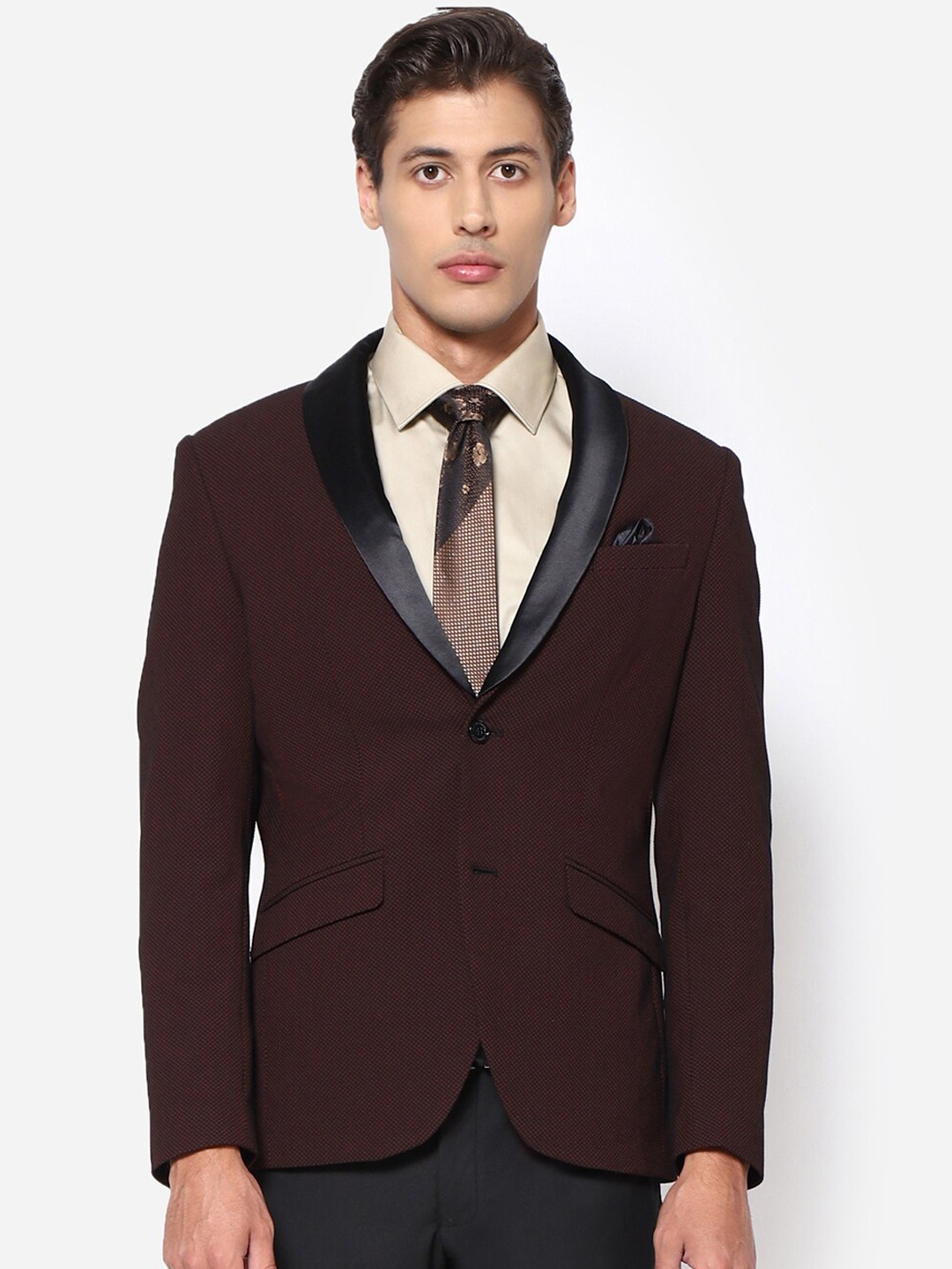 

Blackberrys Men Black & Brown Slim-Fit Tuxedo Party Blazer