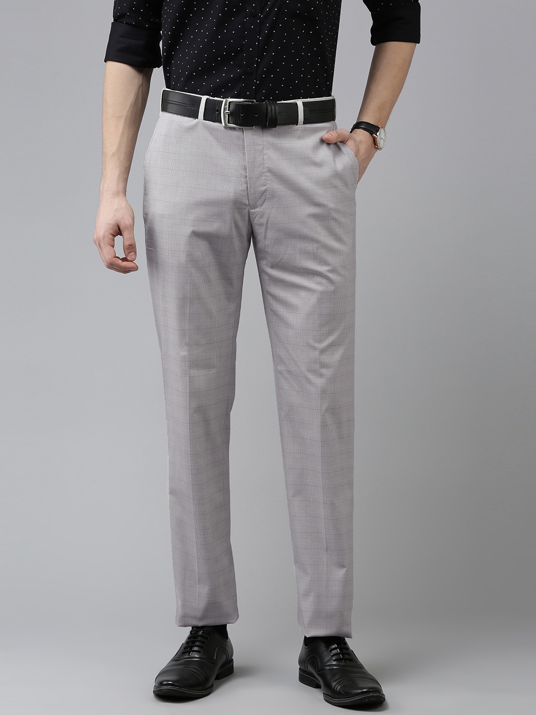 

Park Avenue Men Grey Checked Smart Fit Trousers