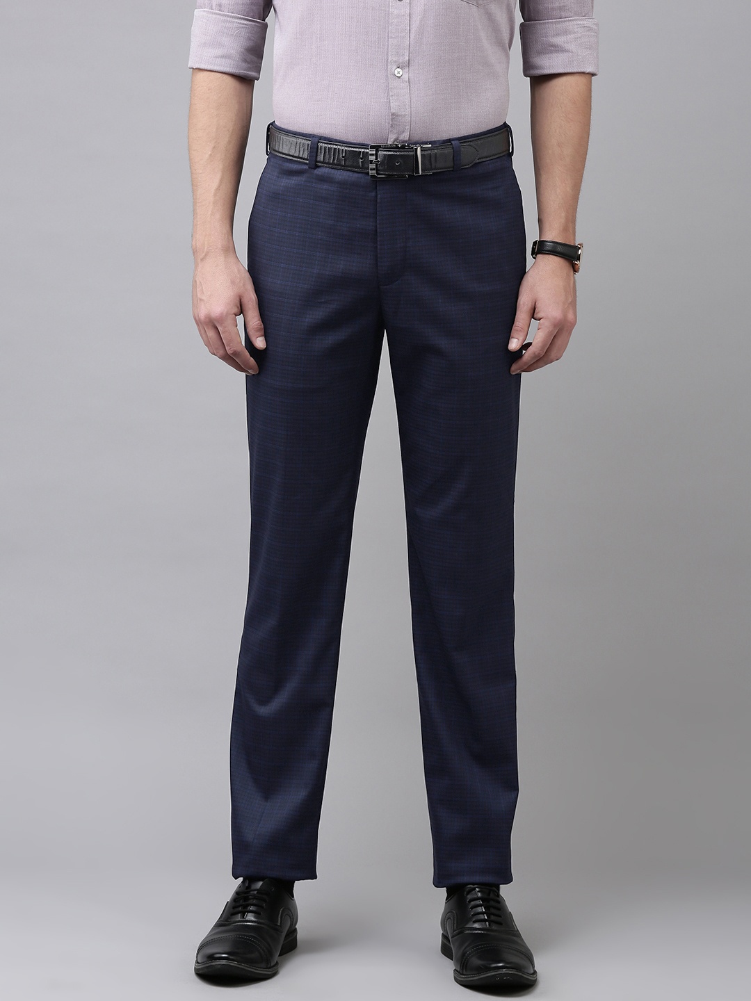 

Park Avenue Men Navy Blue Checked Smart Fit Mid Rise Formal Trousers