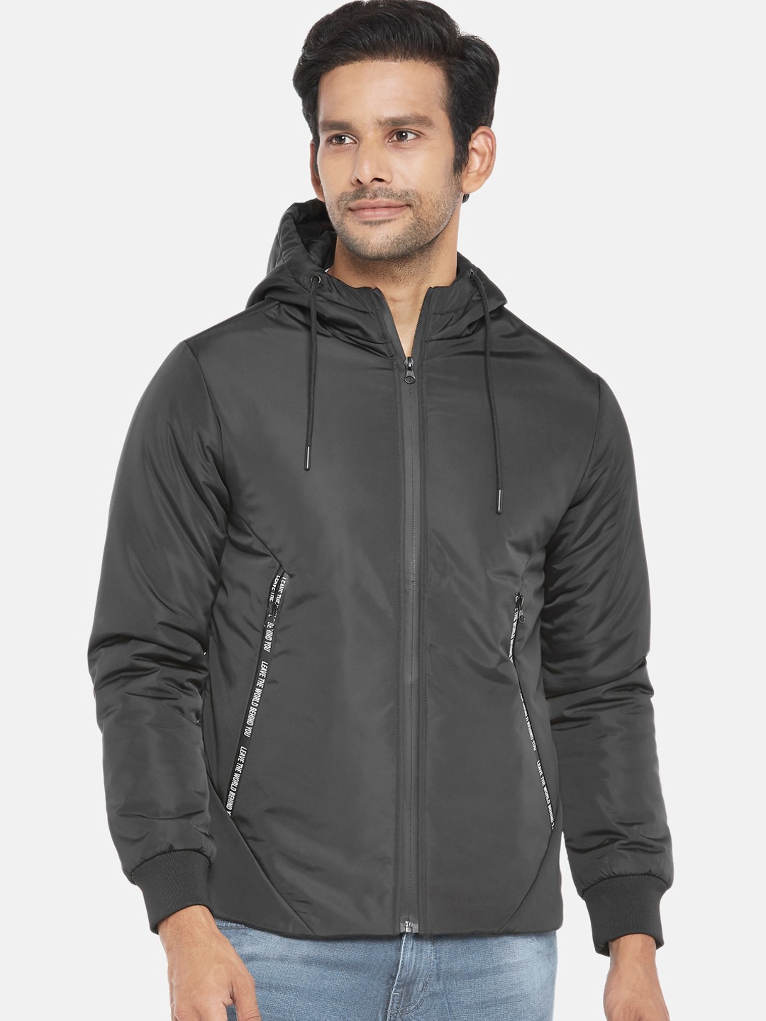 

People Men Black Solid Hooded Puffer Jacket