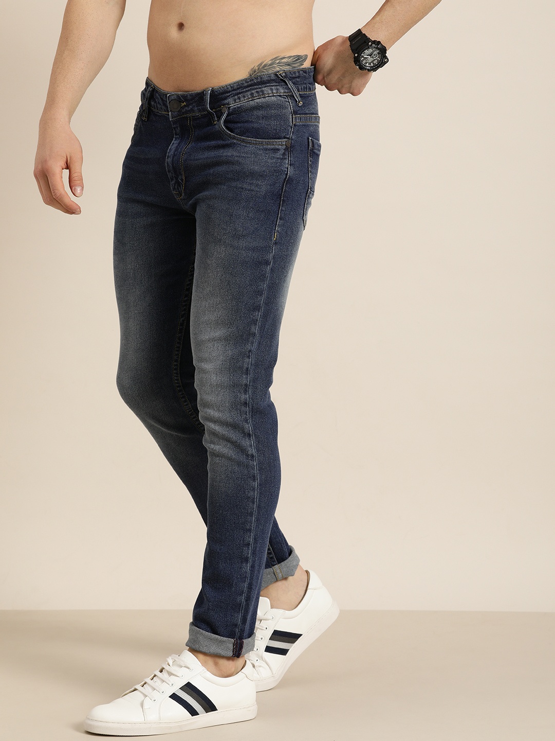 

Moda Rapido Men Blue Slim Fit Mid Rise Light Fade Stretchable Jeans