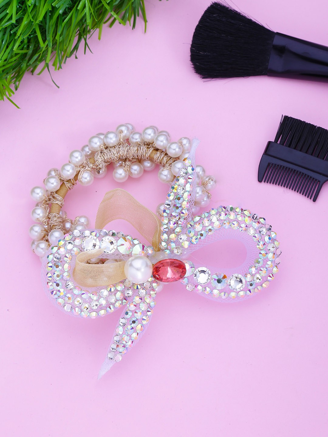 

Yellow Chimes Women Gold-Toned & White Embellished Ponytail Holders