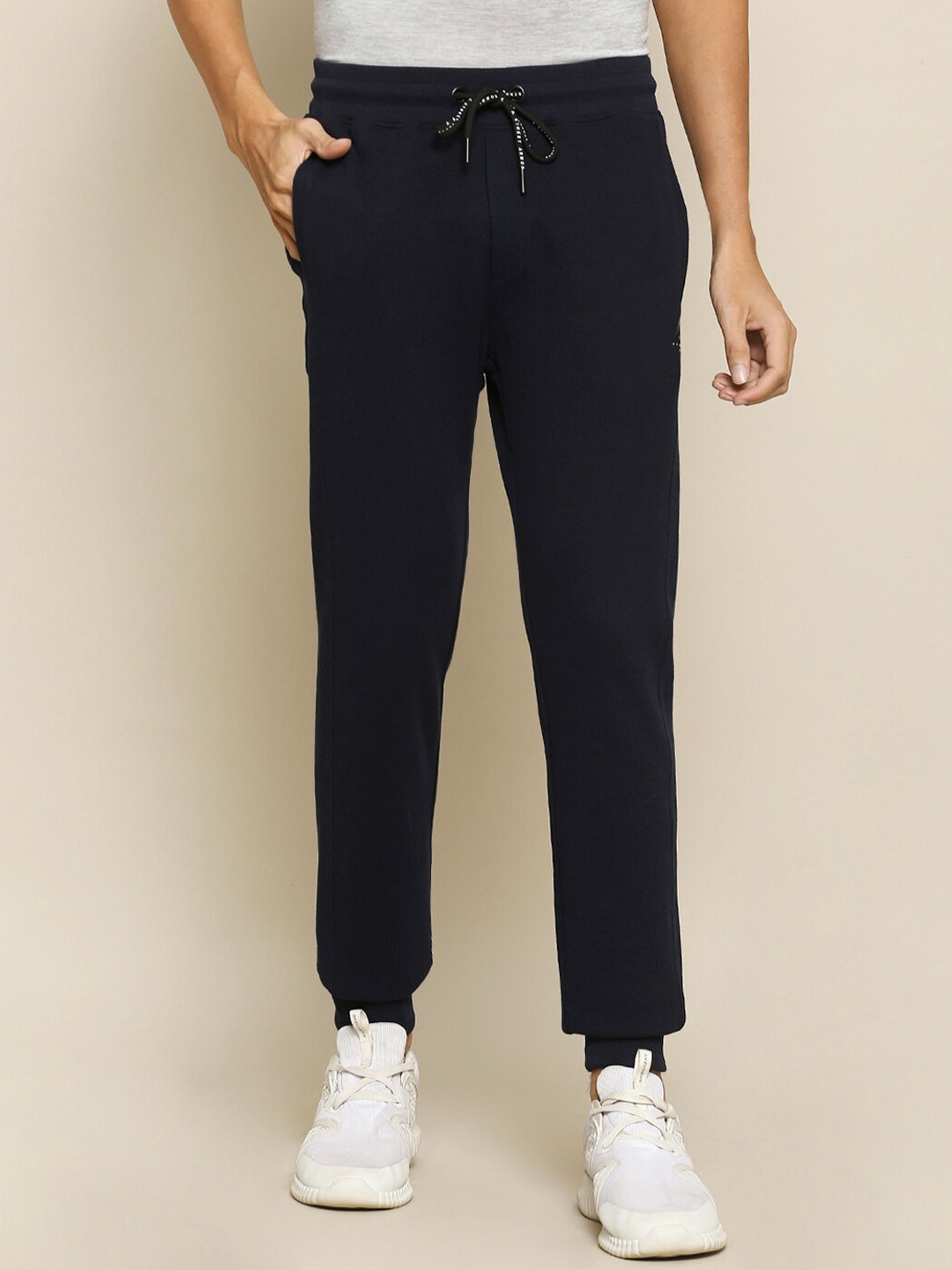

Street Armor by Pantaloons Men Blue Solid Pure Cotton Joggers