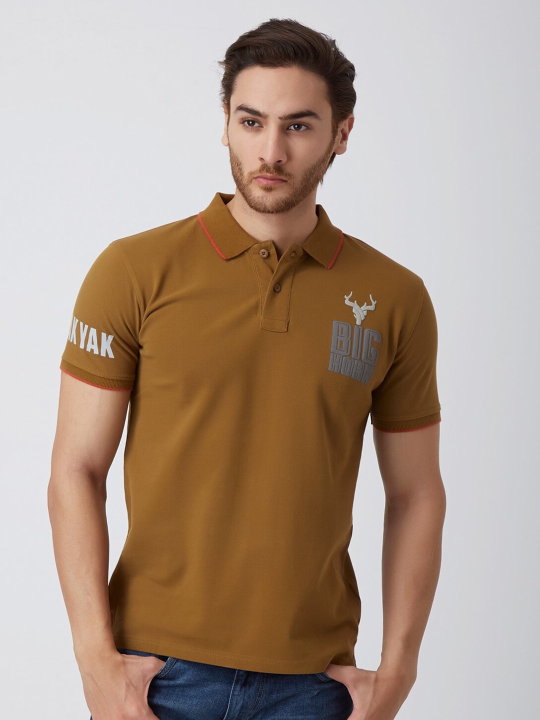 

YAK Men Olive Green Pure Cotton Solid Polo Collar Slim Fit Pure Cotton T-shirt